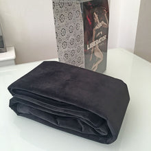 Load image into Gallery viewer, Throw Facinator Travel Size Liberator